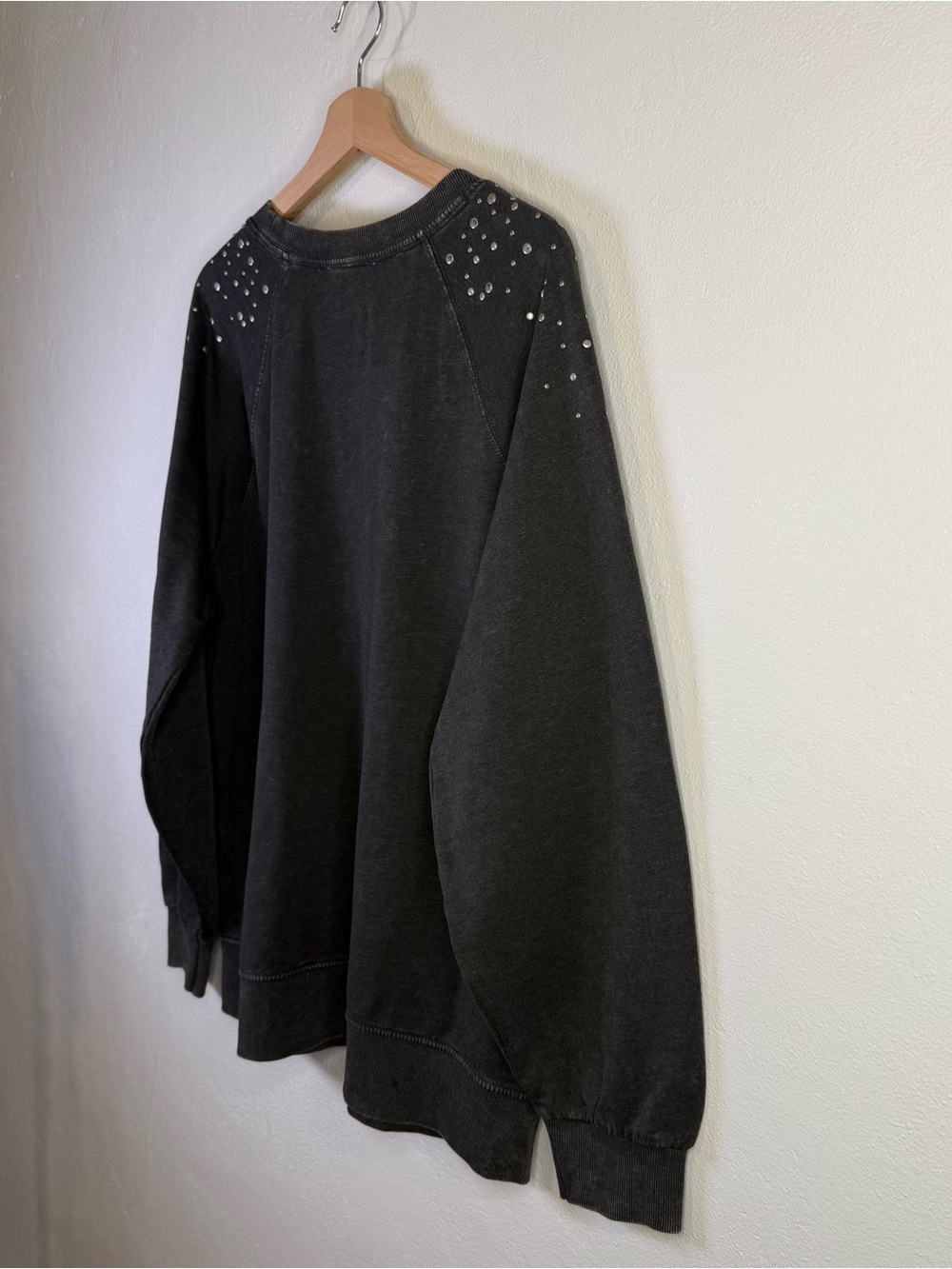Maurices Stud Embellished Charcoal Gray Crew Neck Pullover Sweatshirt Size XL - Picture 14 of 15